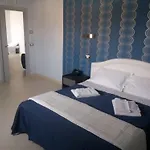 Hotel Cuore Di Nesima 3*