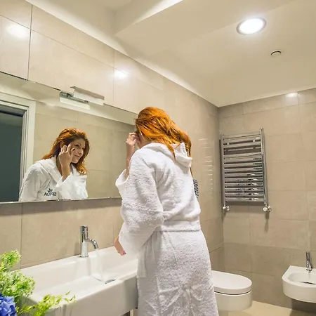 Hotel Cuore Di Nesima 3*