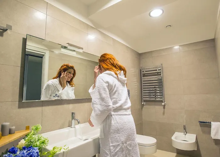 Hotel Cuore Di Nesima 3*